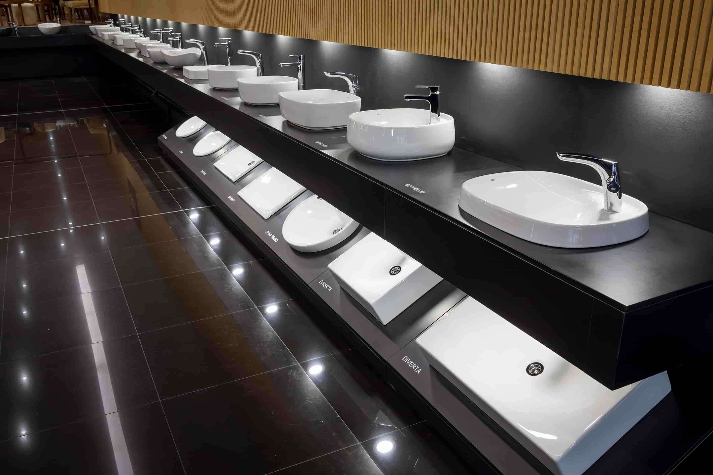 <p>Roca sa stala prvým výrobcom kúpeľňového vybavenia, ktorý otvoril showroom v meste Buenos Aires.</p>6